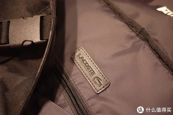 “蒋劲夫”同款?无限续航+全套装备的LACOSTE INFINI-T背包,让你成为最神气的奶爸!