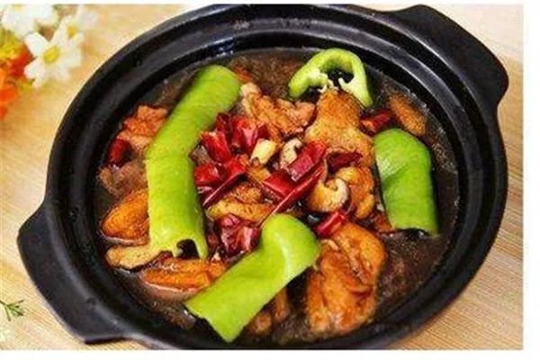 黄焖鸡米饭为什么开一家店倒闭一家?
