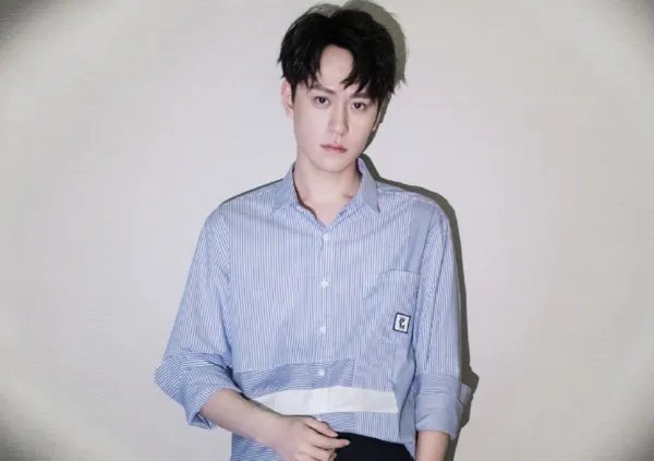 杨紫越来越红,而分手后的秦俊杰如今怎么样了?