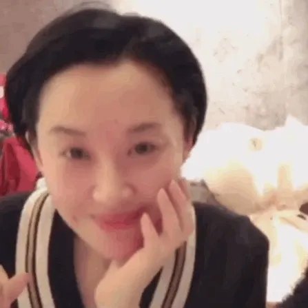 49岁许晴直播卸妆、素颜似少女，哪些女星年龄越大越有韵味？