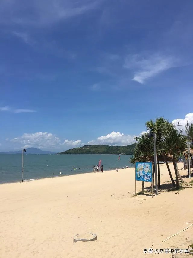 想去惠州看海，哪里海边比较好，附近的酒店性价比怎么样？