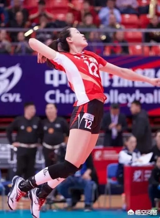 江苏女排主场3:0胜广东恒大,八强三客一主仅积4分,基本无缘进四强吗?你怎么看?