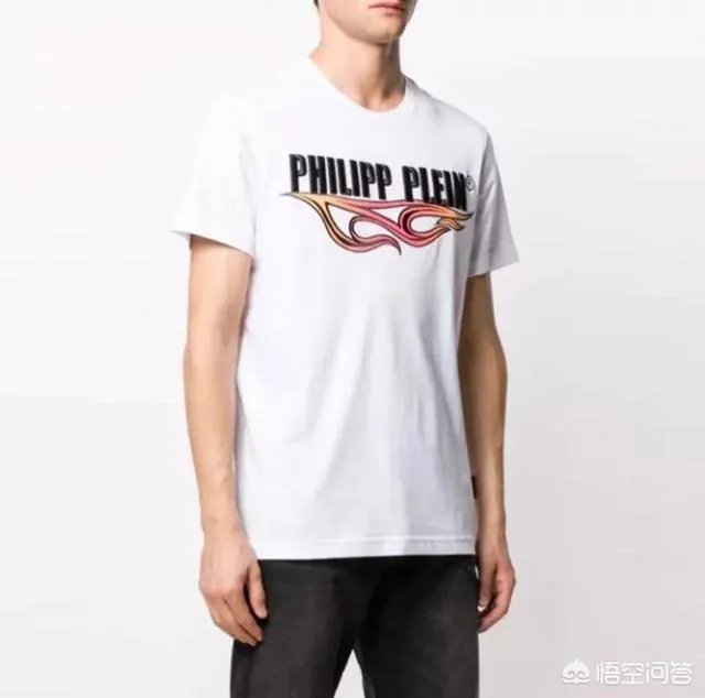 男士如何选择白色T恤?