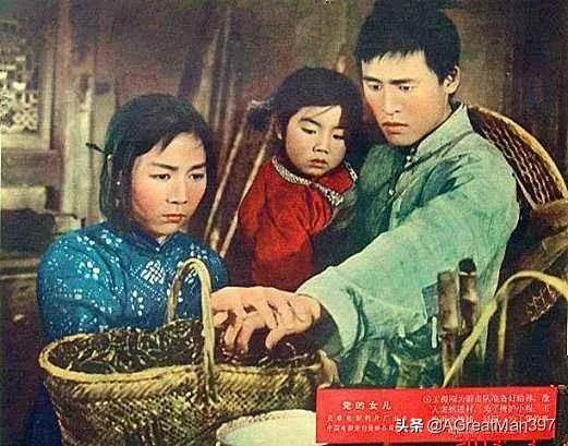 除了《南征北战》《红日》,还有哪些革命老电影,我想下载下来保存,求推荐?