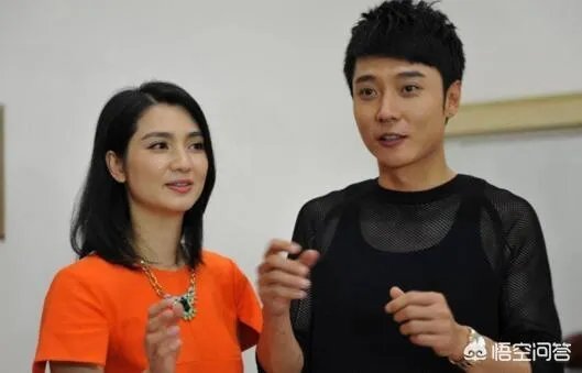 张丹峰何洁相继回应出轨传闻，为什么网友却不买账把同情支持票给了洪欣赫子铭？