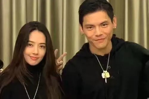 郭碧婷答应向太生三胎,是真爱向佐还是被逼无奈呢?