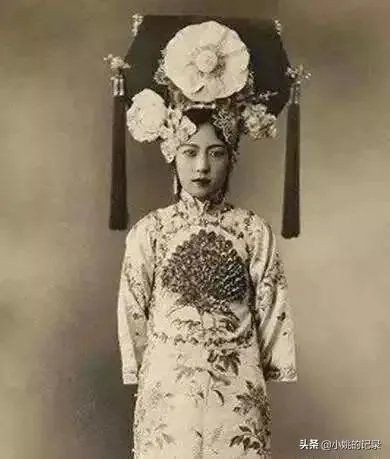 溥仪有多少个妹妹?为什么她们称“格格”却不称“公主”?