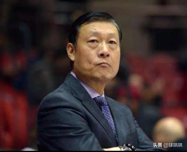 上海男篮主帅李秋平下课了,对此你怎么看?