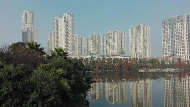 本人想留在株洲,买房创业,不知怎么样?