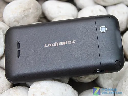 再战千元市场 Android智能酷派E239图赏