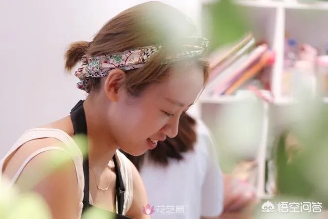 一直想学花艺，该如何开始？