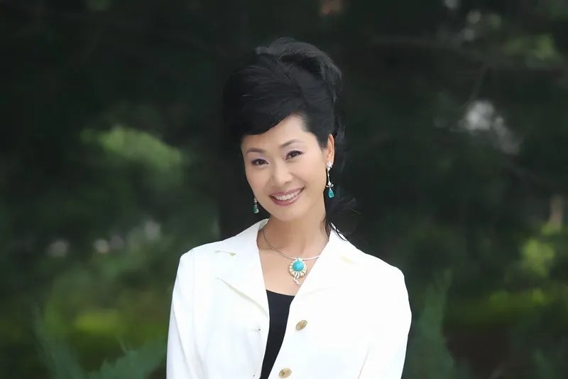 于文华与婆婆同框,两人的状态如何?