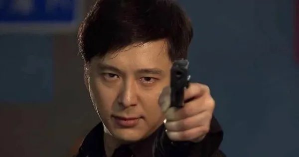 饰演反派被赞的邓健泓,现实中的情史是怎样的?