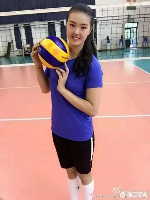江苏女排主场3:0胜广东恒大,八强三客一主仅积4分,基本无缘进四强吗?你怎么看?