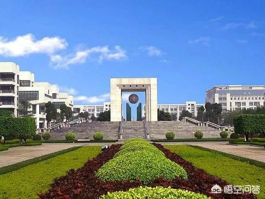 想找一个既有学历,又可以学到技术的学校太难了,求高手指点?