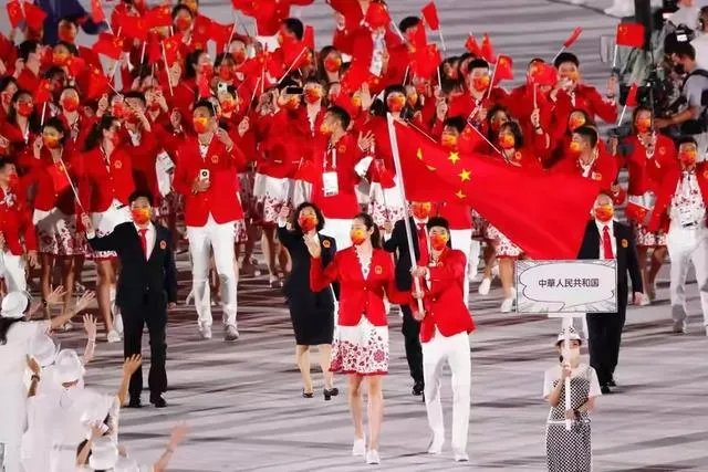 中国女排首秀迎战土耳其,你认为战果如何?