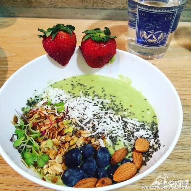 为什么都说邓文迪很厉害?