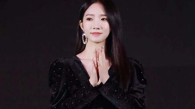 孟美岐发长文告别火箭少女，孟美岐之后还会一直走花道吗？