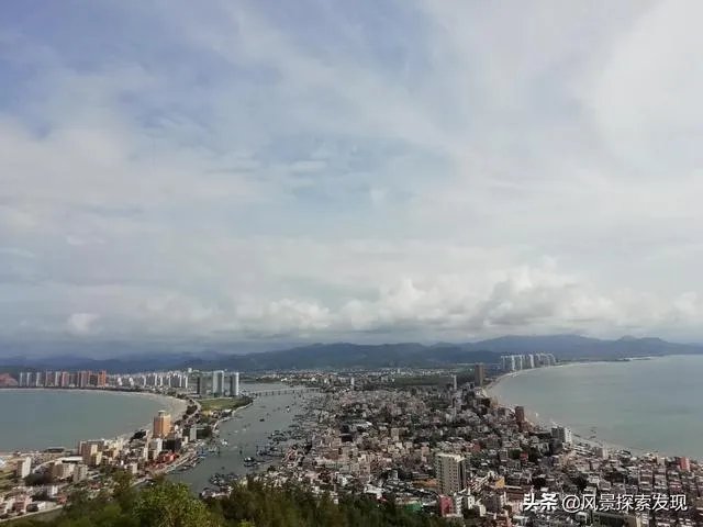 想去惠州看海，哪里海边比较好，附近的酒店性价比怎么样？