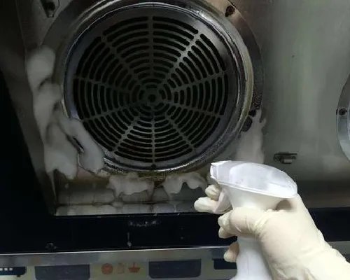 抽油烟机通电但是不转怎么回事