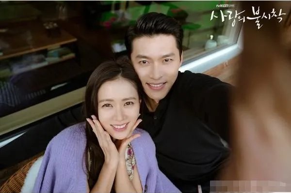 玄彬发表获奖感言时感谢孙艺珍，他俩的感情是如何一步一步建立起来的？