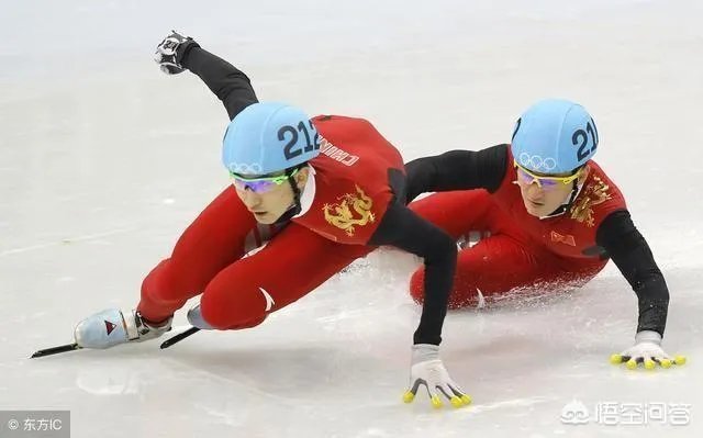 冬奥短道速滑男子1000米预赛,中国选手韩天宇、任子威连遭争议判罚被淘汰,你怎么看?