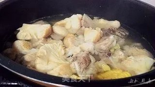 猴头菇排骨汤