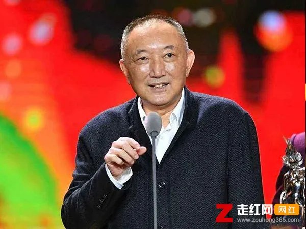 韩三平家庭背景介绍，其父亲是谁他又有什么故事