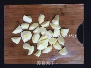 夏季美容美体的秘密:原汁原味的木瓜胡萝卜汁