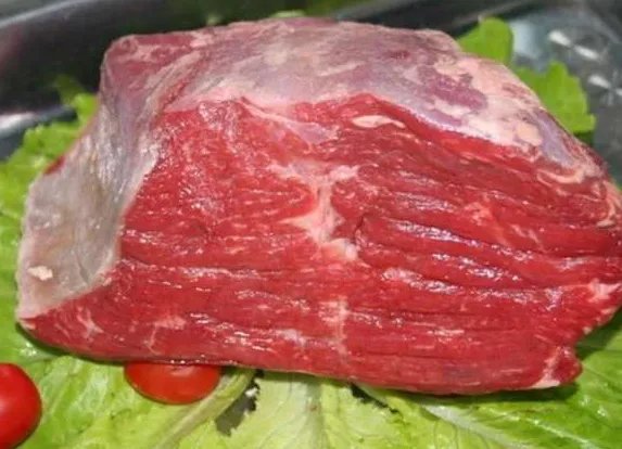 目前我国的牛肉平均价格是多少,比之前上涨了多少?