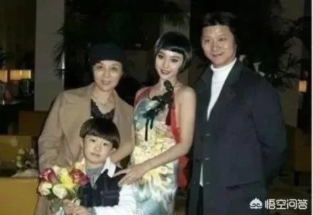 为什么范丞丞的性格不像姐姐范冰冰那样霸气侧漏,反而格外内敛敏感呢?
