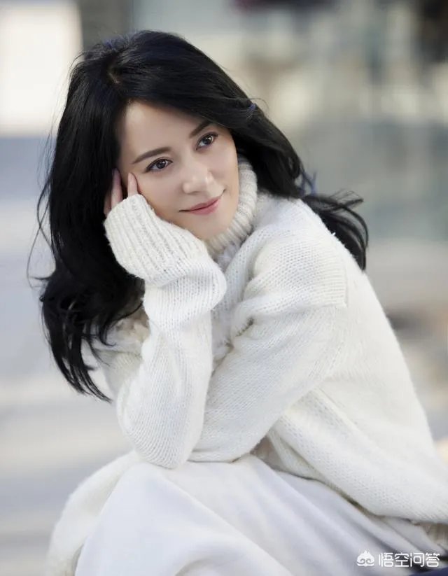 49岁许晴直播卸妆、素颜似少女，哪些女星年龄越大越有韵味？