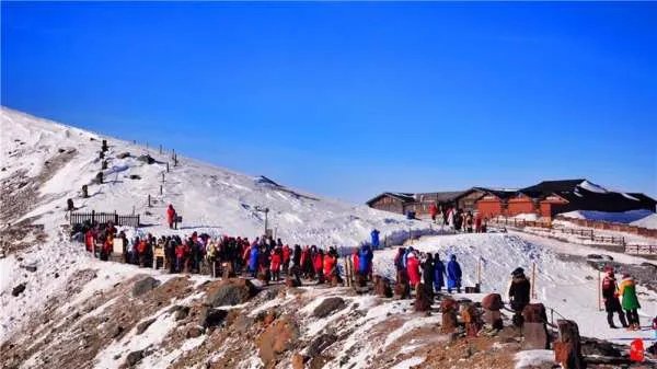 长白山景区因雪太大关了,为什么雪太大就得关闭?