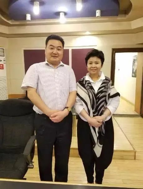 董文华的丈夫是谁?