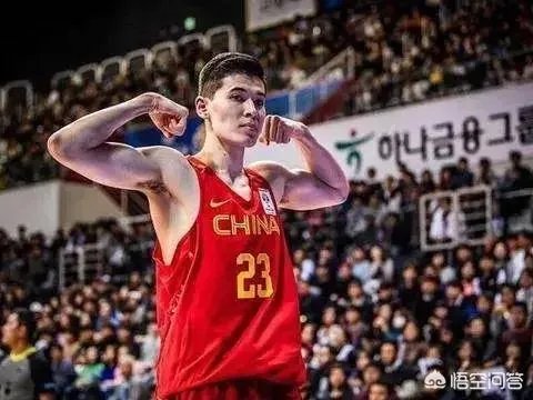 男篮世预赛中国队名单出炉,7名95后、全是90后!你对这份名单怎么看?