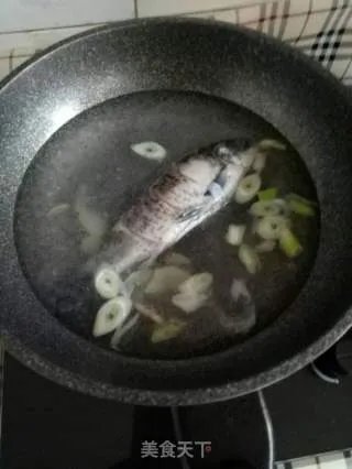 月子餐＃鲫鱼汤