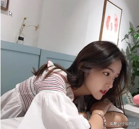 你们现实中见过最漂亮的女孩是谁啊除了明星?