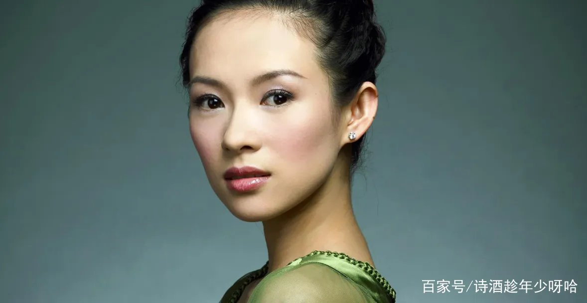 章子怡晒合照裁掉苏芒只留章泽天,娱乐圈鄙视链再现,打醒了多少年轻人?