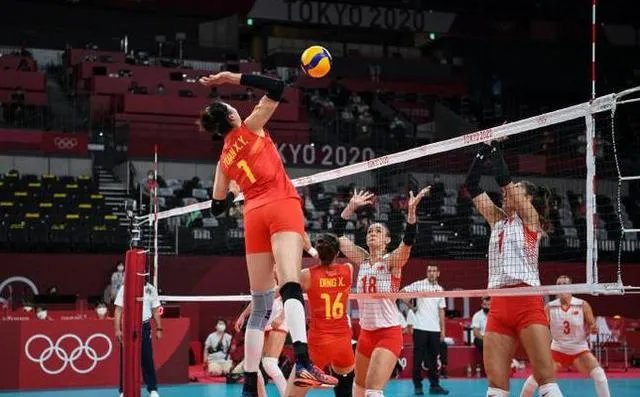 中国女排首秀迎战土耳其,你认为战果如何?