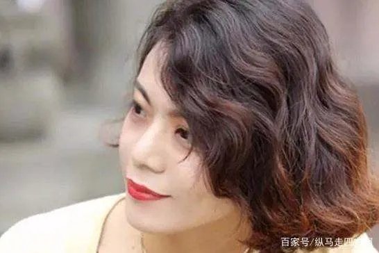 复旦女教授陈果走红网络,却遭学生“炮轰”,后来怎样了?