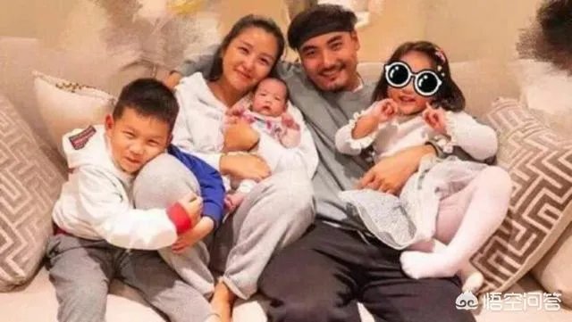 怎么评价何洁离婚事件？