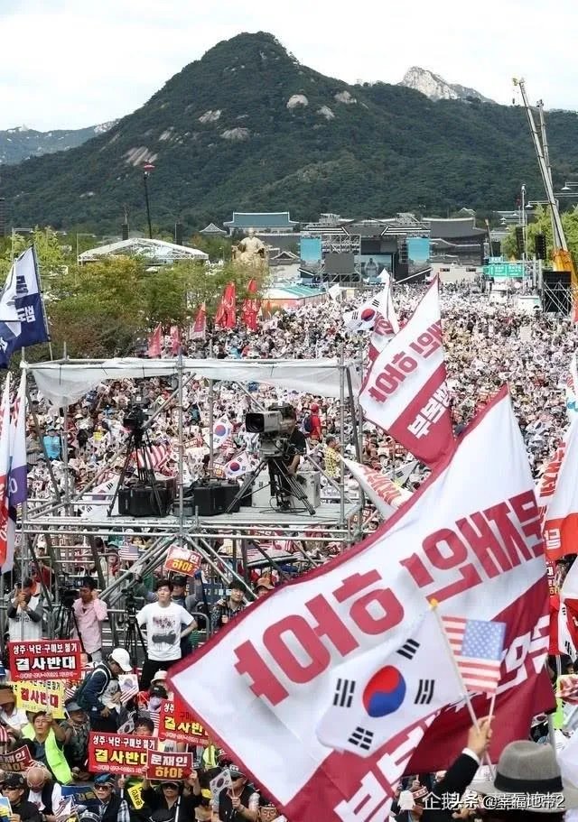 文在寅提议案取消总统特赦权,自由韩国党为何表示反对?