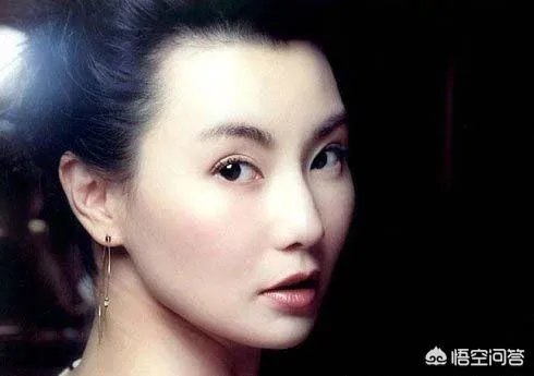 49岁许晴直播卸妆、素颜似少女，哪些女星年龄越大越有韵味？