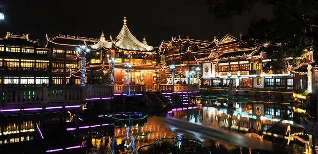 上海的豫园好玩吗?值得一去吗?