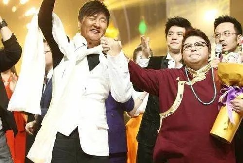 当年《我是歌手》谭晶、张靓颖、孙楠、齐秦为什么要退赛？