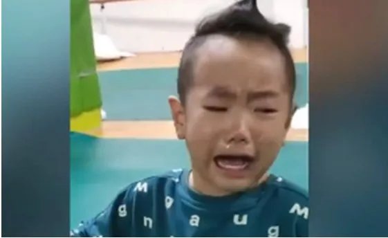 如何评价“萌娃唱豫剧太入戏将自己唱哭”这一事?