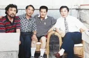 赵本山一直这么火的原因竟然是因为他背后的什么背景?