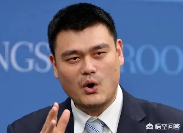 男篮世预赛中国队名单出炉,7名95后、全是90后!你对这份名单怎么看?