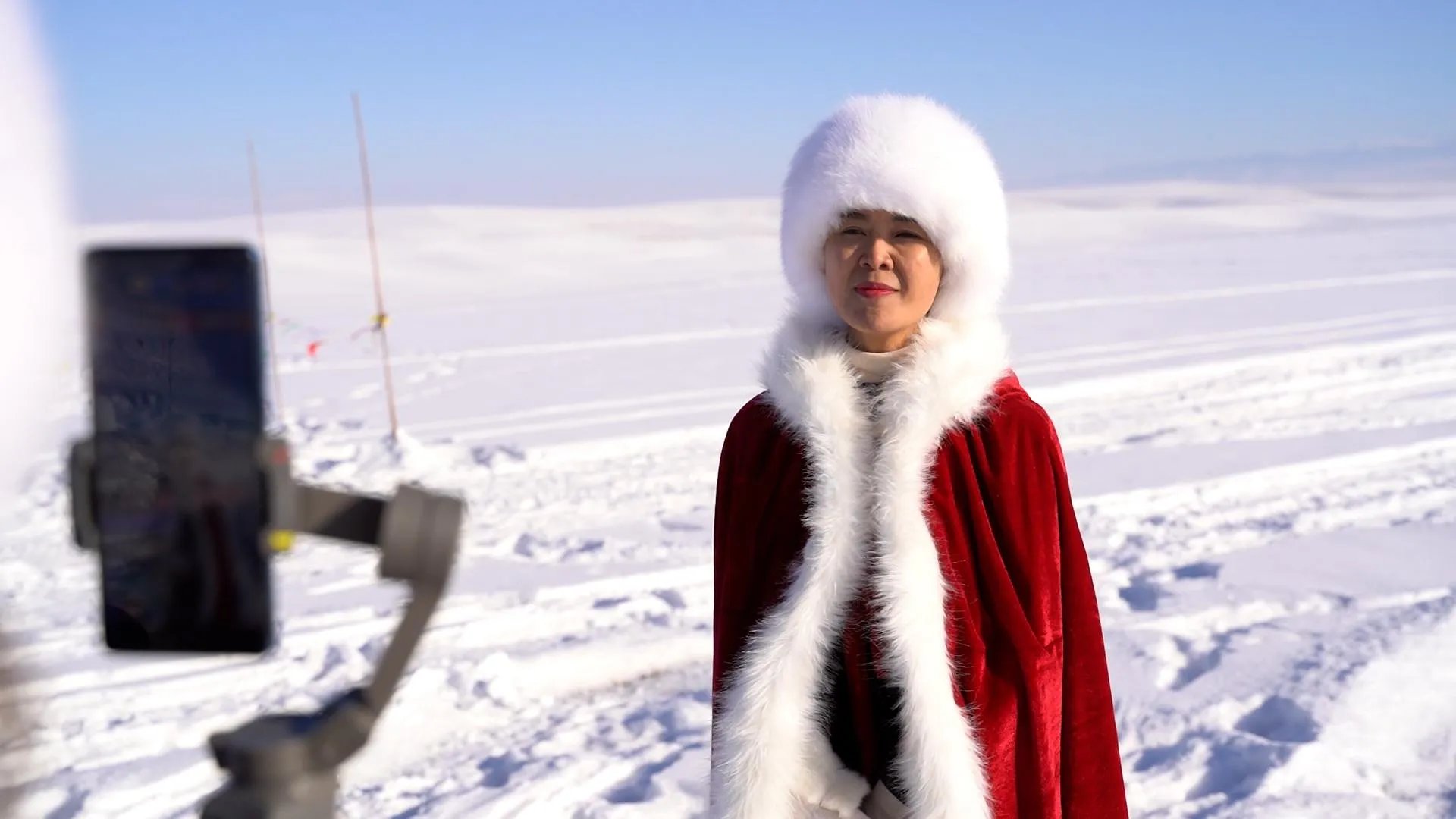 策马雪原女副县长贺娇龙已履新,你觉得她升职是实至名归吗?
