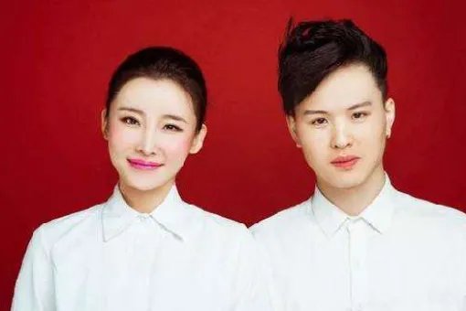 请问《完美关系》中董小鹏的扮演者是谁?